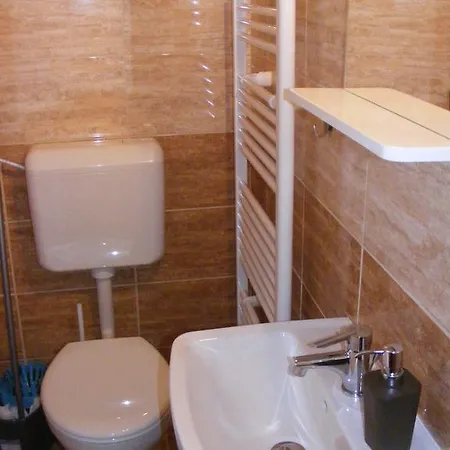 A Bástya árnyéka Eger